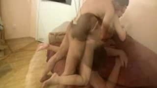 Young bitch screwed on the couch