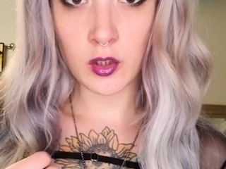 Hot Busty Webcam Babe Masturbate Solo