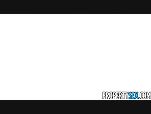 Dishonest real estate agent tricks client into buying house