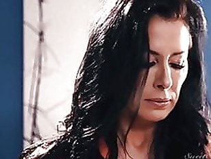 brunette groBe titten milf lieblingslehrerin