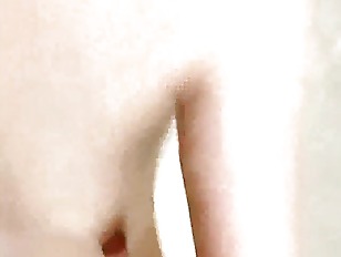 [国产剧情]極度騷女衛生間地上大尺度暴